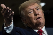 海外「一体何が？！」トランプ前大統領の自宅をFBIが家宅捜索！（海外の反応）