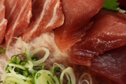 韓国人「東京で食べたマグロの鮮度に絶句した」→「値段を聞いて信じられないと叫んだ…（ﾌﾞﾙﾌﾞﾙ」