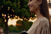 中国人「東京タワーとエッフェル塔を比べてみた」　中国人「夜はとても美しい」「こっちの方が高いことを初めて知った」