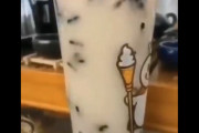 中国の飲み物に「おたまじゃくし」が入ってる・・・