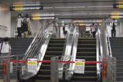 【韓国の反応】「電力難」日本、照明が消えて地下鉄のエスカレーターも止まった。韓国の反応「民営化の失敗作を示す事例。/もう日本は後進国。」