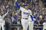 【海外】「興奮しすぎw」MLBを全力で楽しむ日本の実況が海外で話題に！