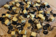 外国人「うちのヴィーガンの娘が豆腐ピザを注文しまくるんだけど…」