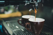 【海外の反応】日本の校長がコーヒー盗難で懲戒免職されて退職金も無しに　海外の反応「かなり過剰な罰だと思う、コーヒー数ドルで人生が台無し」