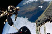 【海外】NASAの発見：宇宙旅行で幹細胞が10倍早く老化する！？