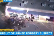 海外「アメリカ、生放送中のカーチェイスで犯人でない人を逮捕する警察」