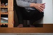 26年間、妻が殺害された現場を借り続けた夫…執念の解決に海外から驚愕と追悼の声「映画のような話だ」「真実の愛」