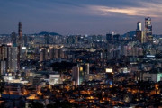 韓国人「全世界の住みやすい都市ランキングで、ソウルが圏外‥」アノ国は何位ですか？‥ﾌﾞﾙﾌﾞﾙ　韓国の反応