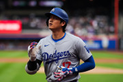 海外「いくらになる？」大谷翔平の50号記念球がオークションに出品されることに海外大騒ぎ！（海外の反応）