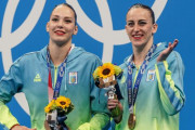 海外「プーチンも笑う」東京五輪表彰式で起きた大失態に海外びっくり仰天！（海外の反応）