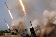 韓国人「ミサイルじゃないよww」北朝鮮が昨日発射したロケットと推定されるもの