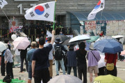 韓国人「蚕室開票所の地下に不法侵入した3人の身元を確認、調査方針」→「人生は実戦だ！」
