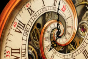 なぜ人は時間の流れを遅く感じるのか、最新の研究で原因が判明！！