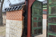 韓国人「景福宮で早朝に火災、国家遺産庁は『自然発火と推定』」→「自然発火だって？冗談だろ！」