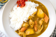 日本食を1つだけ食べられるとしたら何がいい？←「親子丼」「カレー」（海外の反応）
