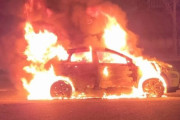 【悲報】韓国人「現代自動車の電気自動車『コナ』が炎上！」走行中に火が出て車両全焼　韓国の反応