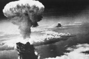 外国人「なぜアメリカは広島長崎に原爆投下したの？首都は東京だよね？」