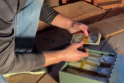 海外「米トレジャーハンターが宝が隠されていると噂されていた家屋から現金46000ドルを発見する」