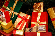 日本語を学ぶ妻にクリスマスプレゼントを買いたい（海外の反応）