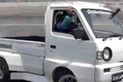 【海外の反応】日本の軽トラにロータリーエンジンを載せてみた！