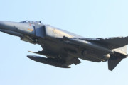 【悲報】韓国人「韓国で戦闘機がエンジンから火を噴き墜落‥」パイロットは海辺に機首を向けた後脱出　韓国の反応