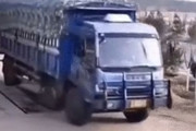 韓国人「これでお前らを笑わせることができなければ自殺する」