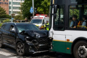 光州で20代の飲酒運転SUVが市内バスと衝突、韓国では地域や政治に絡めた辛辣な反応も