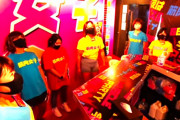 【筋肉女子】外国のオレたち「筋肉は神。東京にはマッスルガールズバーがあるんだぜｗ」