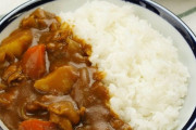 韓国人「韓国式カレーと日本式カレーの違いとは？」韓国式はウコンが多くて色が黄色いが、日本式は色が濃いが他にも‥　韓国の反応