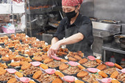 外国人「1kgの弁当が日本にあるの！？一食で食べきれんのか？？」