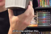 海外「この日本のマンガを見てw」人気少年漫画の英語版がとんでもない鈍器本だと話題に｜海外の反応
