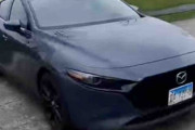 【海外の反応】マツダ3ファストバックのMT車は良いチョイスなのか？