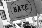 天皇制に反対する日本人を見たタイ人の反応