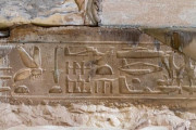 【海外】「古代宇宙人の遺物かと思ったらただの石ころでした」