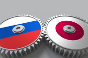 名言を綴っている！ロシア人美女「美しい日本語は世界一難しい言語だ！」「自分が日本語を学んでいて痛感していたことを言葉にしてくれました」海外の反応