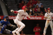 【海外の反応】「クレイジー！」大谷翔平、ツーベース2本で2打点！片手でフェンス直撃のパワーを披露
