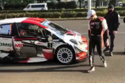 WRC第3戦クロアチアラリー最終日　WRCカーでリエゾン区間を走行中BMWと衝突事故を起こすToyota GAZOO Racingのセバスチャン・オジェ