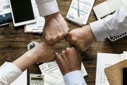 【心理学】団結の力は錯覚ではない、チームフローは脳の状態を変えている