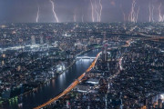 外国人「昨日の東京の雷雨はこんな恐ろしいことになってたらしい…」
