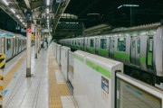 日本の「目黒線のホームドア」に自動車のアレが使われてて笑ったｗｗｗ【タイ人の反応】