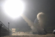 韓国軍、北朝鮮牽制としてミサイル発射も一部失敗…自軍基地内で着弾…[海外の反応]