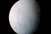 【海外】土星の衛星エンケラドスで確認された有機分子の謎に迫る！