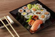 海外「炭水化物過多！」日本の国民食が健康的かどうか海外が大激論！（海外の反応）