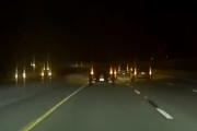 海外の運転者さん、無理やり前に割り込もうとした結果　海外の反応