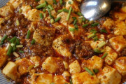中国人「日本人は麻婆豆腐が好きすぎる。私は日本に来るまで麻婆豆腐というものを食べたことなかったんだが」　中国の反応