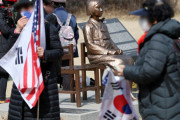 【韓国の反応】保守系団体が「反日は精神病、少女像は撤去すべき」と主張、韓国「心配しなくても尹大統領が撤去してくれるよ」