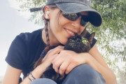 【海外】迷い猫との特別な縁！子猫5匹の出産に立ち会った感動の瞬間とは？