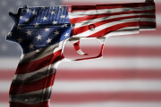 海外「日本とアメリカの銃社会を比較して、どう考えても日本が正しいよね？」日本は法律で厳しく取り締まられてるし、銃刀法を違反したら刑罰も重いからだよ！