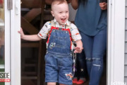 難病をかかえる男の子への誕生日プレゼントは、生まれて初めての外遊び！
