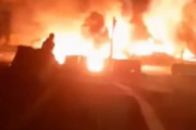 海外「無法地帯。警察への抗議に便乗して暴動、放火、略奪を行うフランス人達」